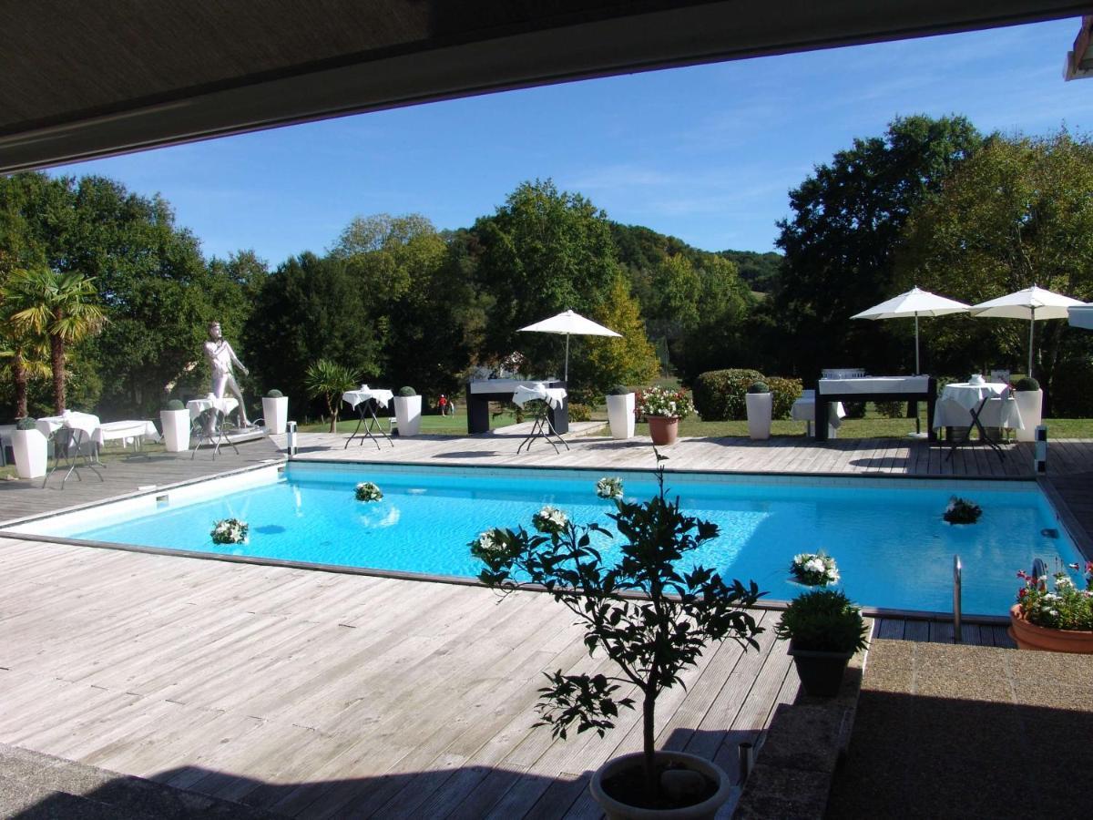 Brit Hotel Du Golf Le Lodge Salies-de-Béarn Zewnętrze zdjęcie