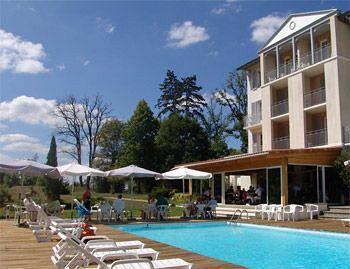 Brit Hotel Du Golf Le Lodge Salies-de-Béarn Zewnętrze zdjęcie