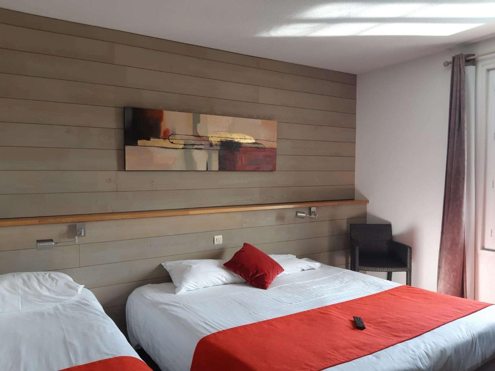 Brit Hotel Du Golf Le Lodge Salies-de-Béarn Zewnętrze zdjęcie