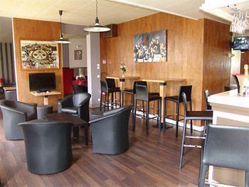 Brit Hotel Du Golf Le Lodge Salies-de-Béarn Zewnętrze zdjęcie